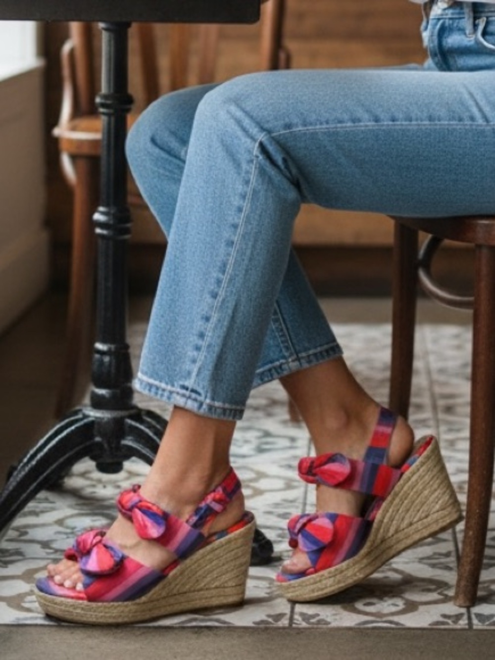 BKS Women’s Pink Multi-Striped Wedge Sandals with Knotted Straps size 9